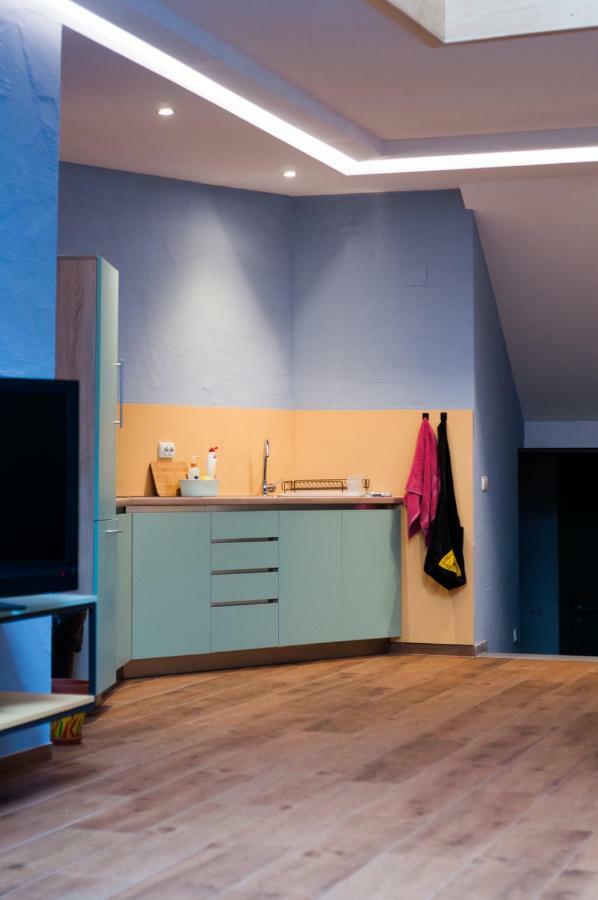 Ura Hostel Призрен Екстериор снимка