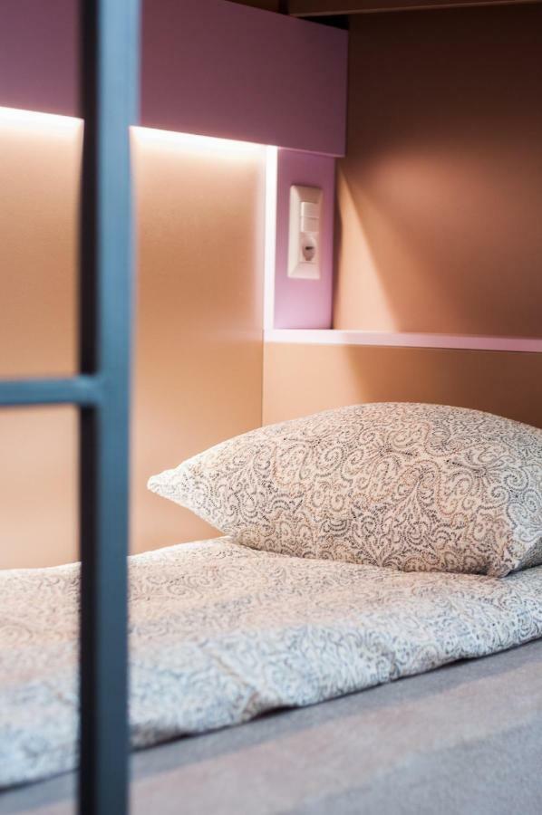Ura Hostel Призрен Екстериор снимка