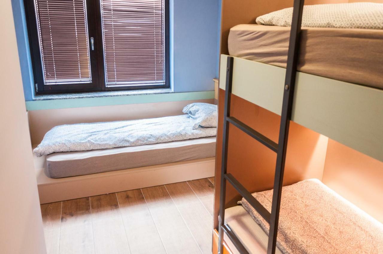 Ura Hostel Призрен Екстериор снимка