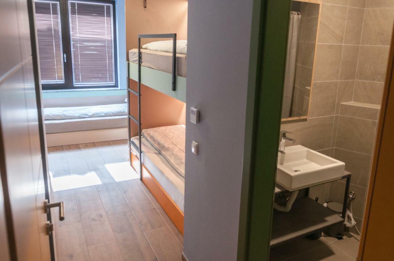 Ura Hostel Призрен Екстериор снимка